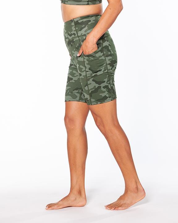 Hi There High-Waist Pocketed Shorts – Hideout